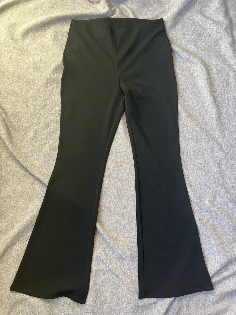 H&M Black High-Waisted Flared Ponte Pants - Womens Size M